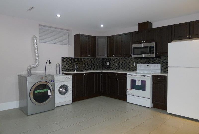 3630 45th Avenue E, Vancouver BC V5R 3G4 - 2-Bedroom Suite