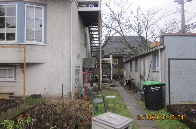 3055 Alberta St., Vancouver, BC V5Y 3M1