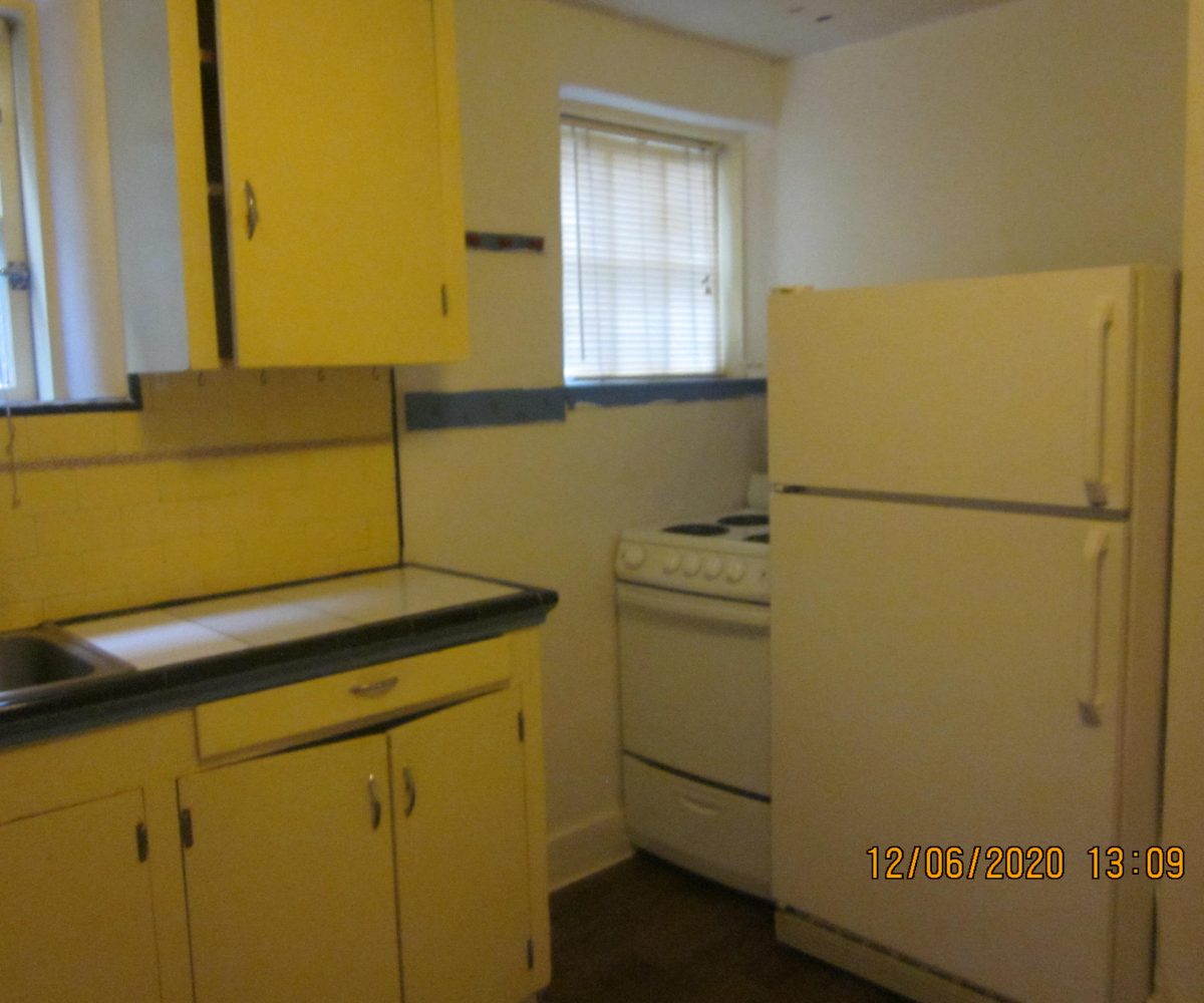 3055 Alberta St., Vancouver, BC V5Y 3M1