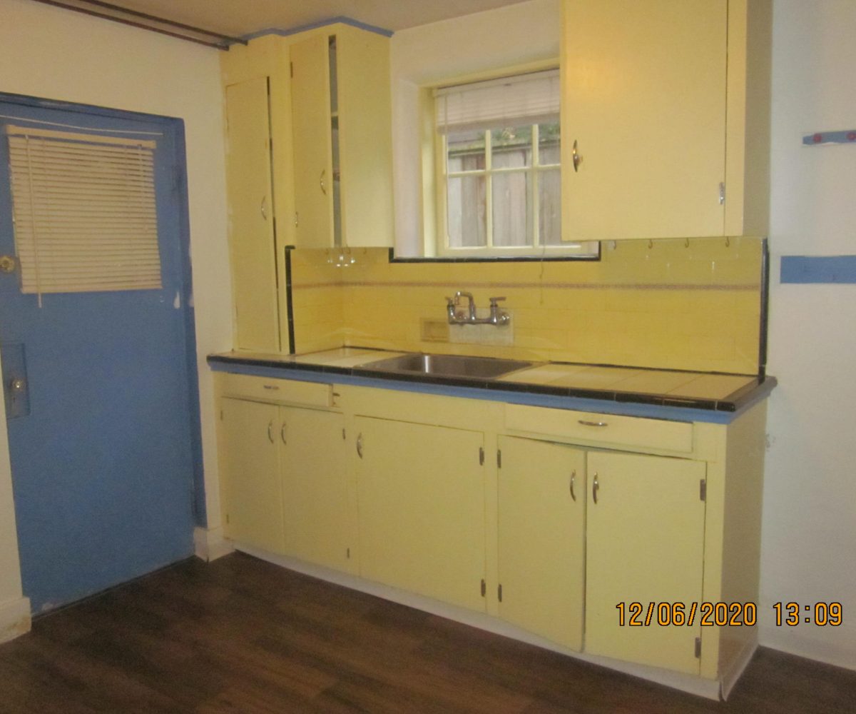 3055 Alberta St., Vancouver, BC V5Y 3M1