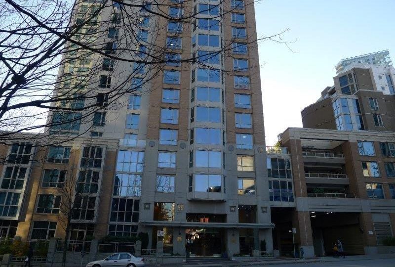 #906 - 388 Drake Street, Vancouver BC V6B 6A8