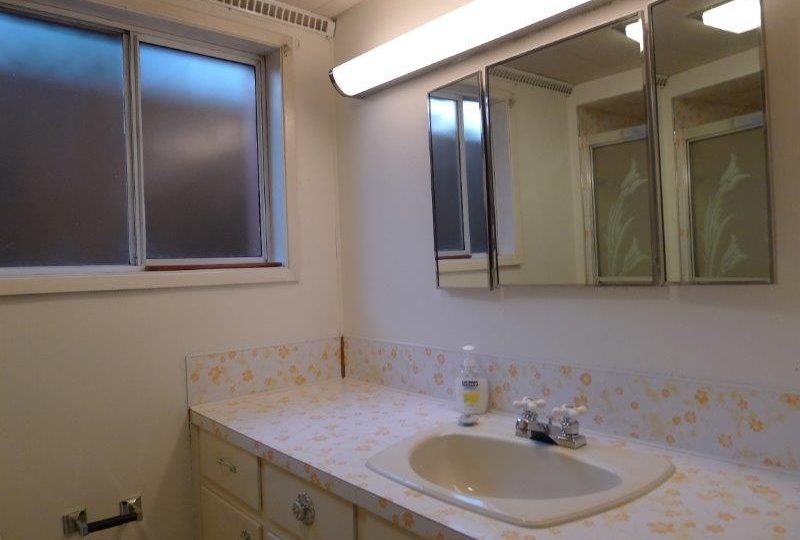 2750 Oxford Street, Vancouver V5K 1N4