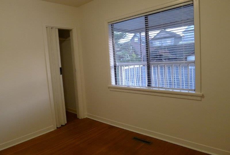2750 Oxford Street, Vancouver V5K 1N4