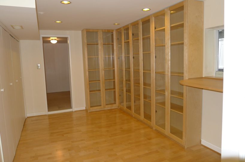 Ground Level - 3273 11th Avenue W, Vancouver BC V6K 2M9