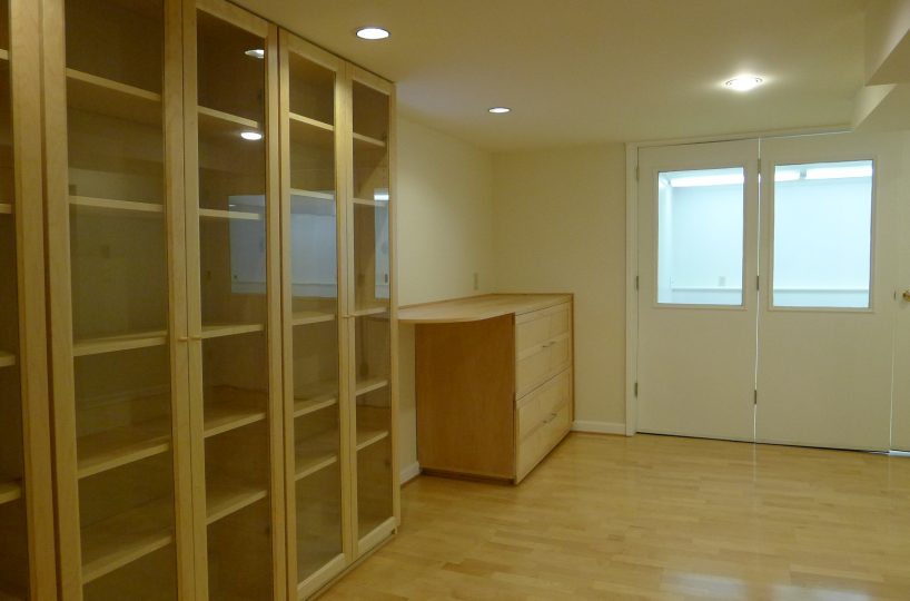 Ground Level - 3273 11th Avenue W, Vancouver BC V6K 2M9