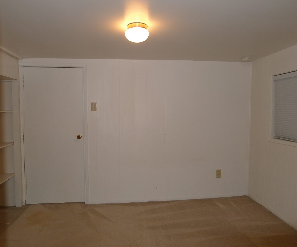 Ground Level - 3273 11th Avenue W, Vancouver BC V6K 2M9