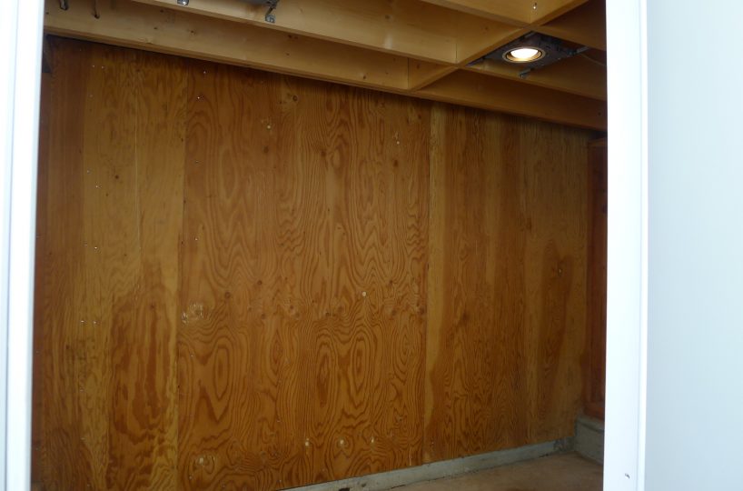 Ground Level - 3273 11th Avenue W, Vancouver BC V6K 2M9
