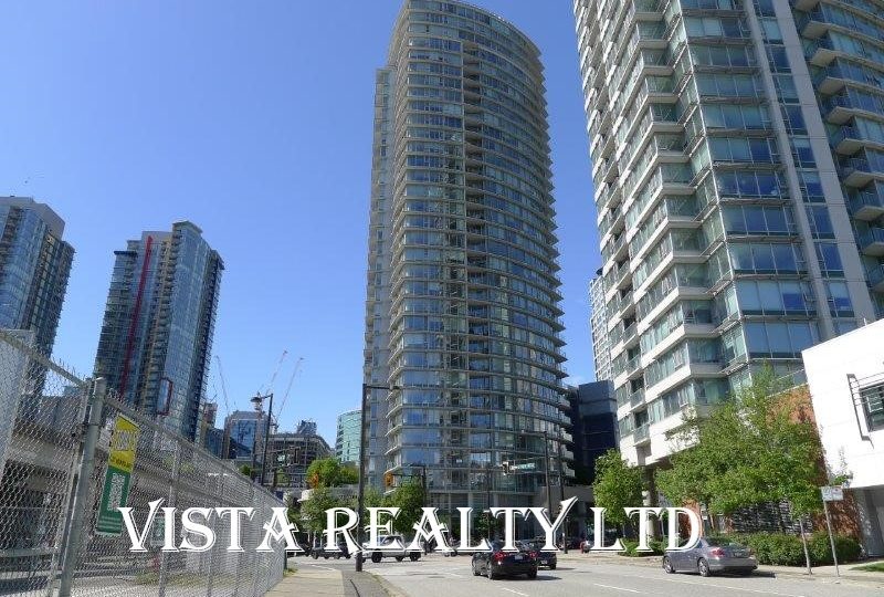 #3601 – 689 Abbott Street, Vancouver BC V6B 0J2