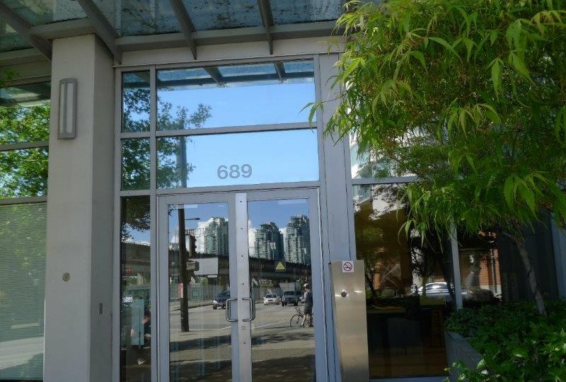 #3601 – 689 Abbott Street, Vancouver BC V6B 0J2