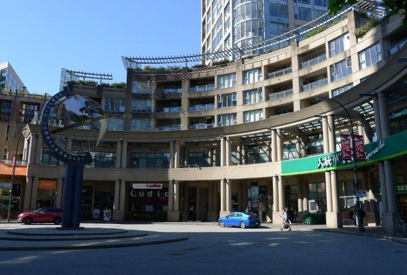 #3601 – 689 Abbott Street, Vancouver BC V6B 0J2