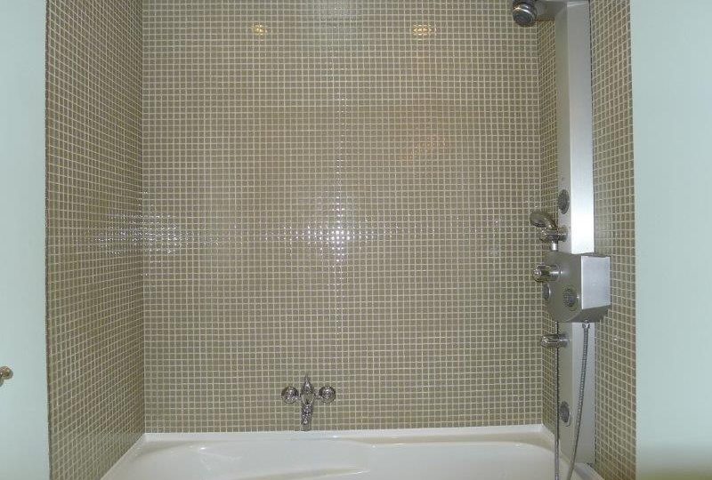 1209 Arborlynn Drive, North Vancouver BC V7J 2V5 (draft)