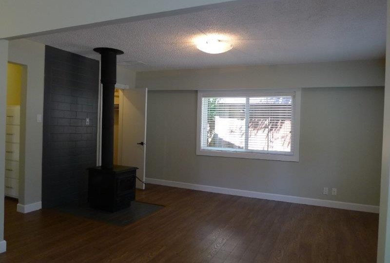 1209 Arborlynn Drive, North Vancouver BC V7J 2V5 (draft)