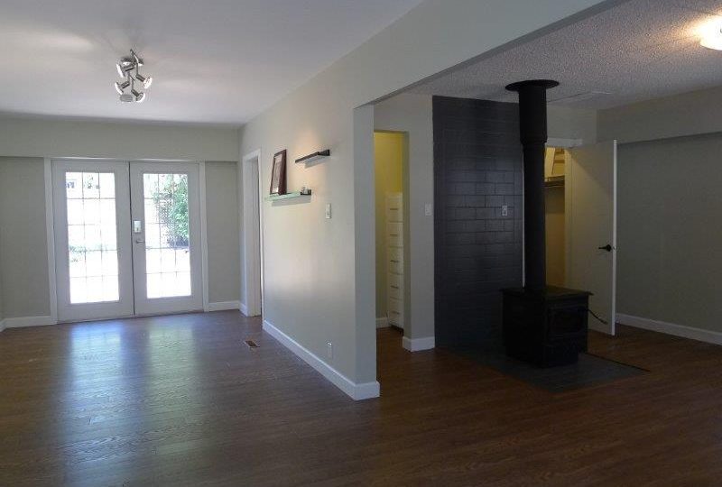 1209 Arborlynn Drive, North Vancouver BC V7J 2V5 (draft)