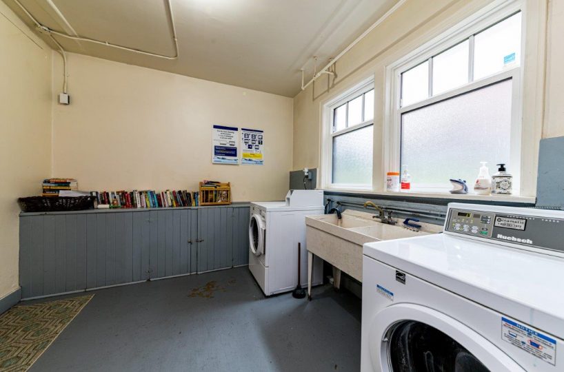 #11 - 1390 West 14th Ave, Vancouver BC V6H 1R1