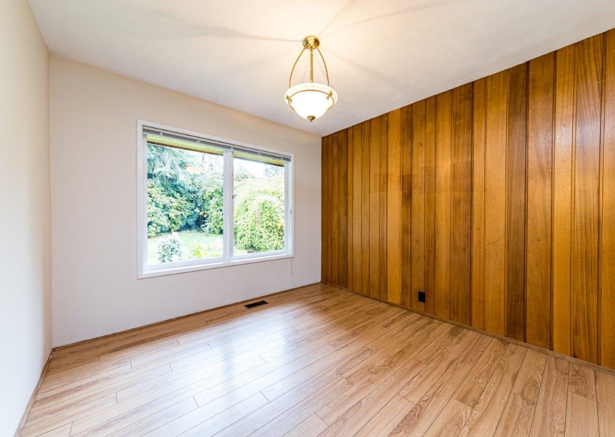 5038 Shirley Ave, North Vancouver, BC, V7R 3W6