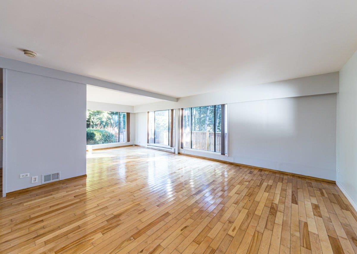 712 Anderson Crescent (Main Residence), West Vancouver, BC V7T 1S5