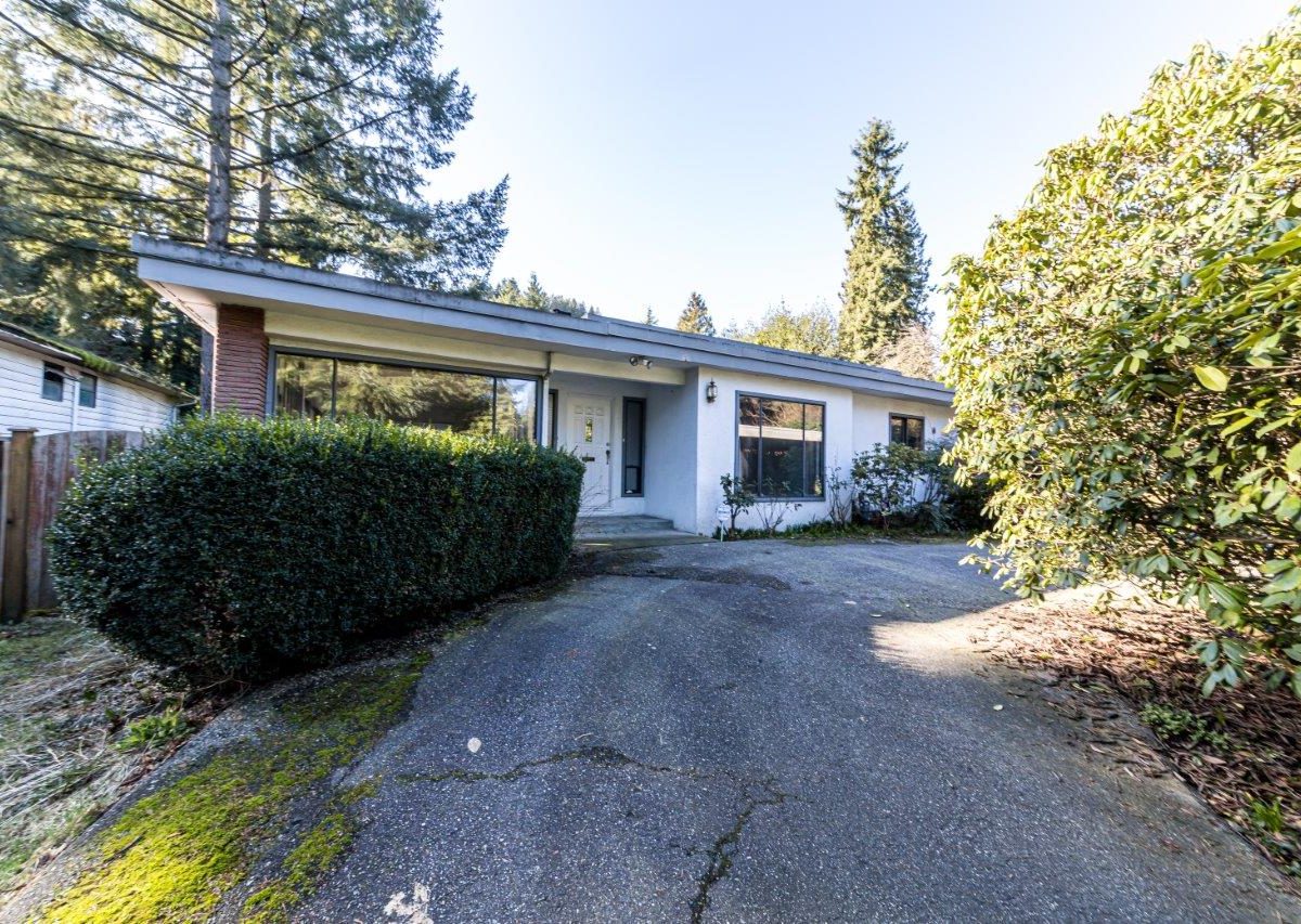 712 Anderson Crescent (Main Residence), West Vancouver, BC V7T 1S5