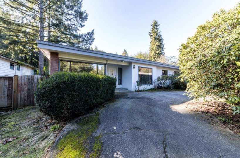712 Anderson Crescent (Main Residence), West Vancouver, BC V7T 1S5