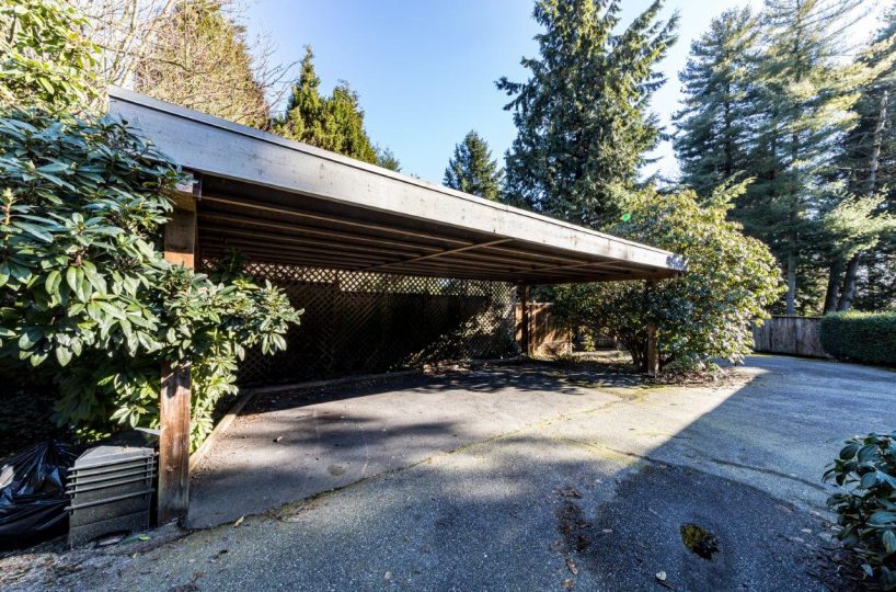 712 Anderson Crescent (Main Residence), West Vancouver, BC V7T 1S5
