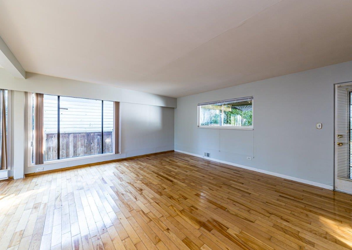 712 Anderson Crescent (Main Residence), West Vancouver, BC V7T 1S5