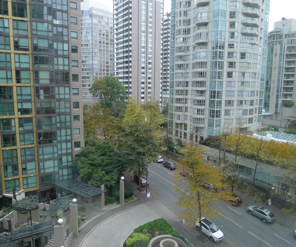 #907 – 1367 Alberni Street, Vancouver BC V6E 4R9