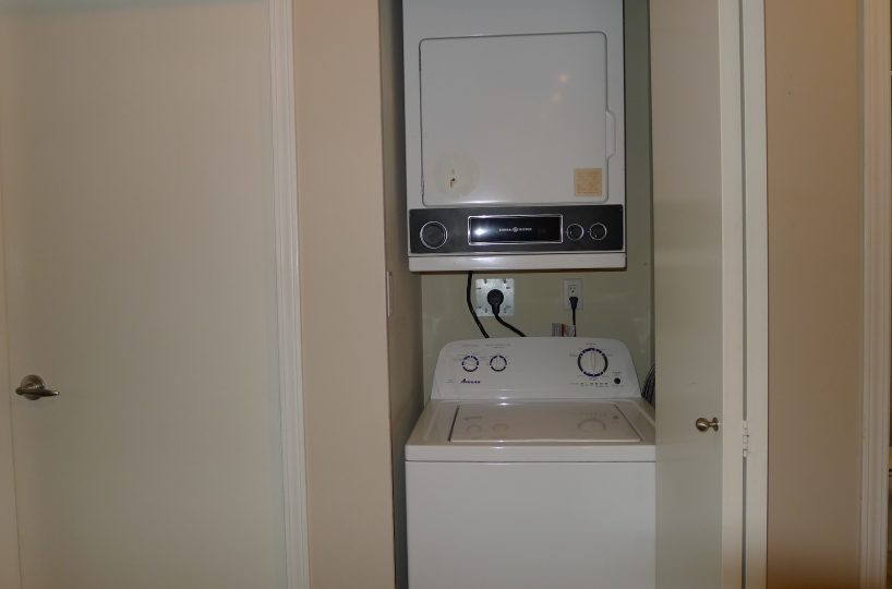 #907 – 1367 Alberni Street, Vancouver BC V6E 4R9