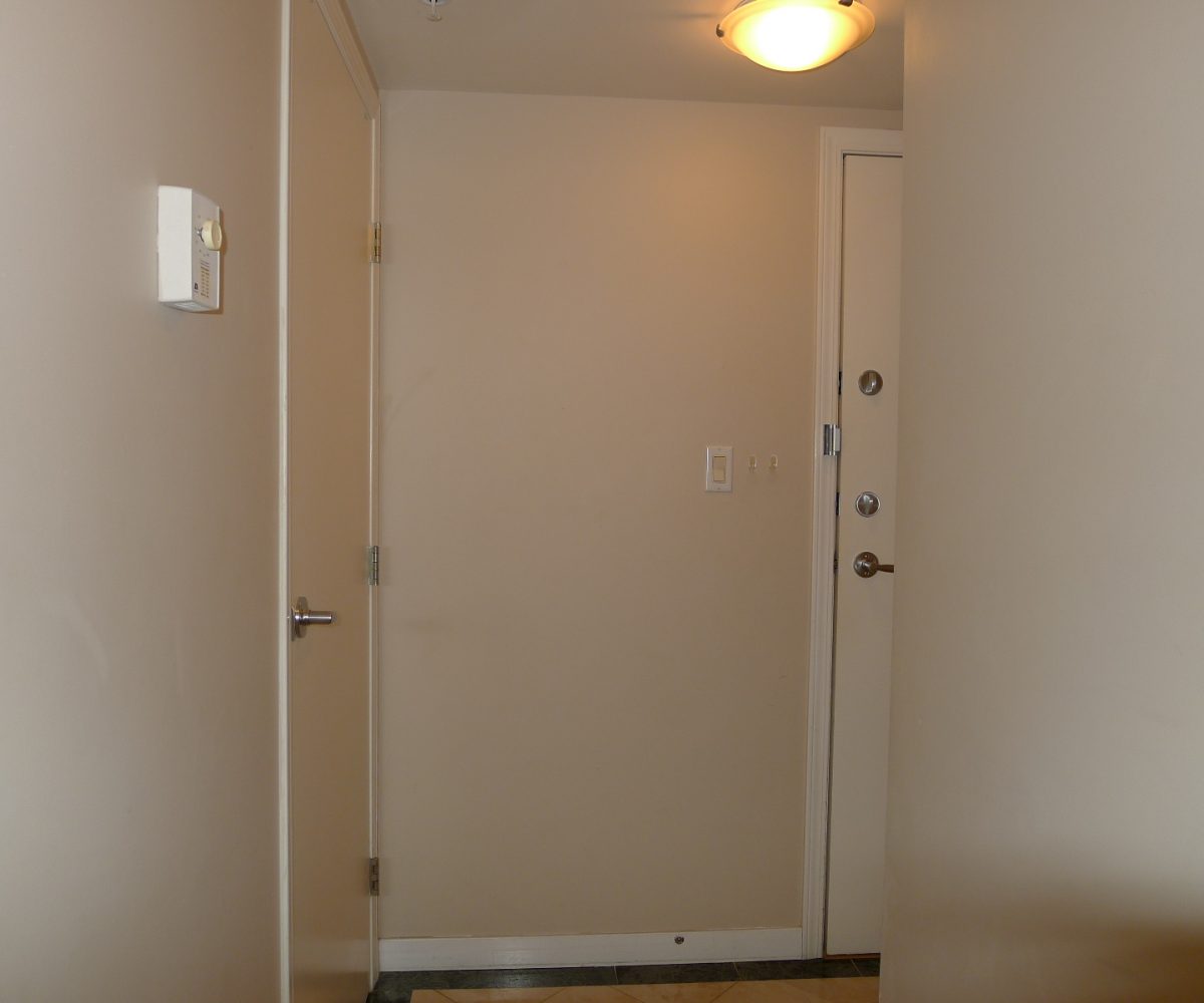 #907 – 1367 Alberni Street, Vancouver BC V6E 4R9