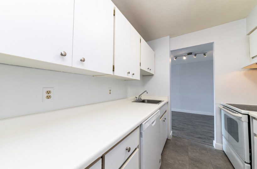 905-2008 Fullerton Ave., North Vancouver, BC