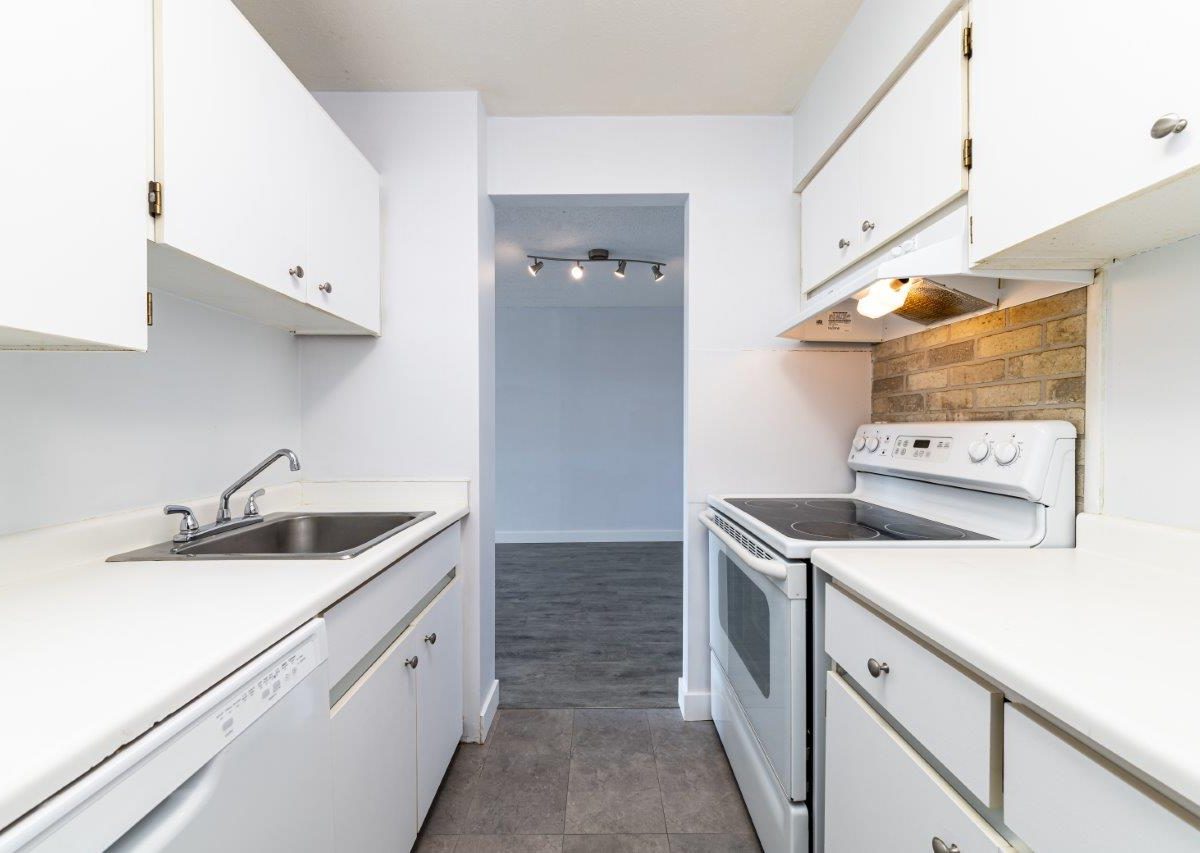 905-2008 Fullerton Ave., North Vancouver, BC