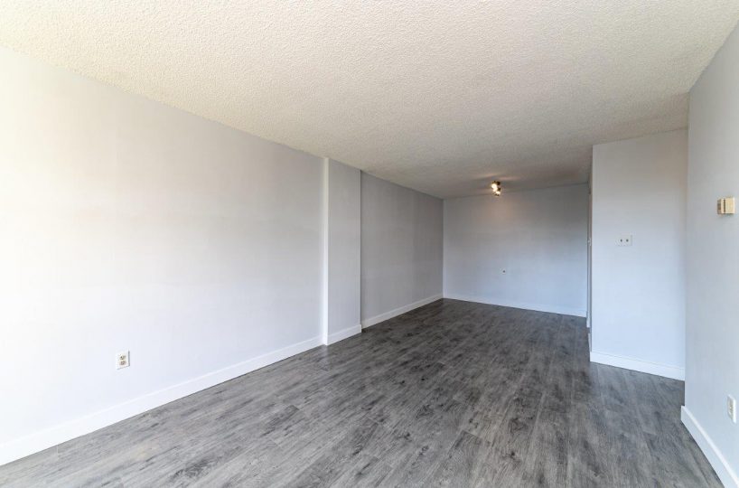905-2008 Fullerton Ave., North Vancouver, BC