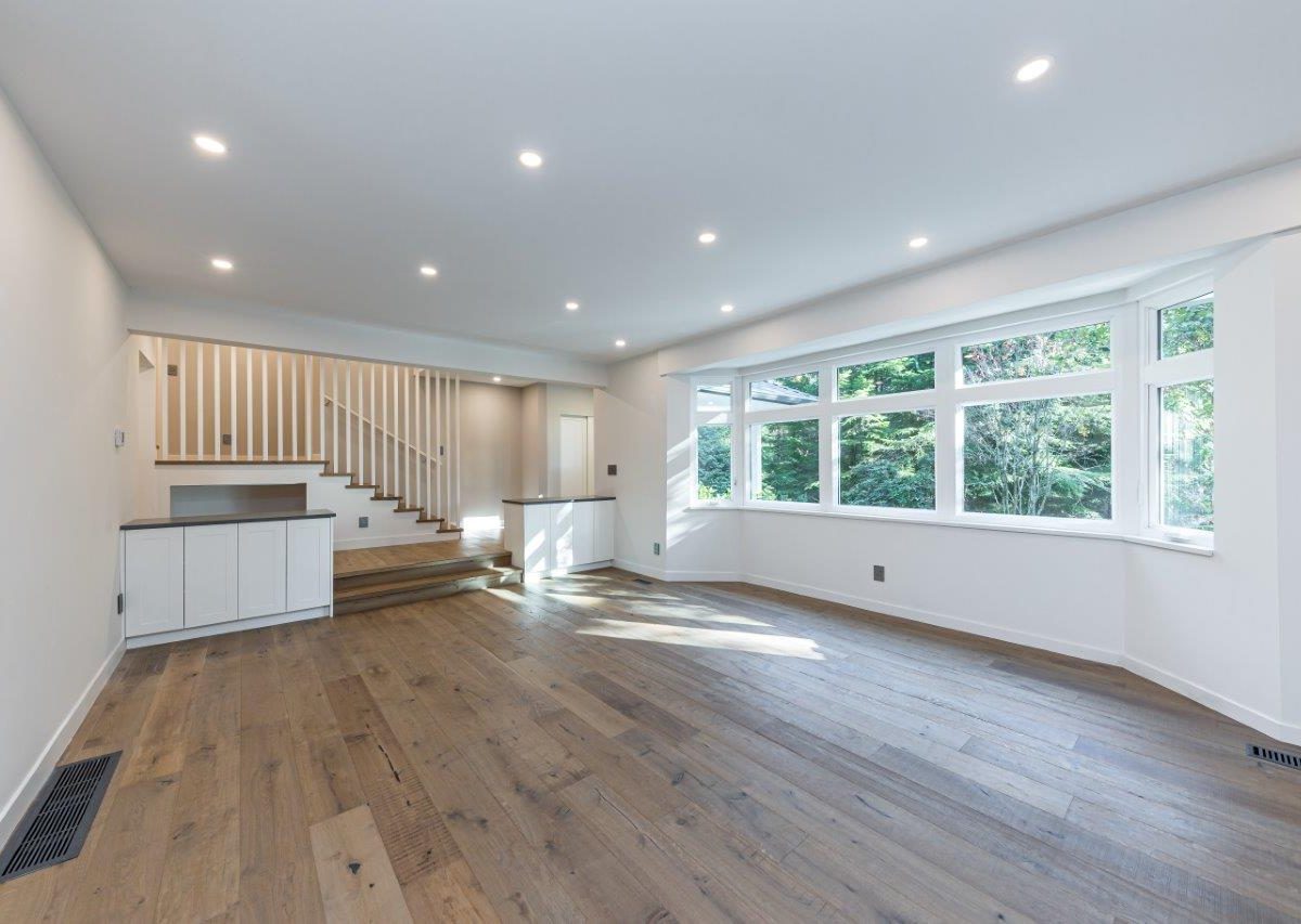 287 Rabbit Lane, West Vancouver, BC V7S 1J1