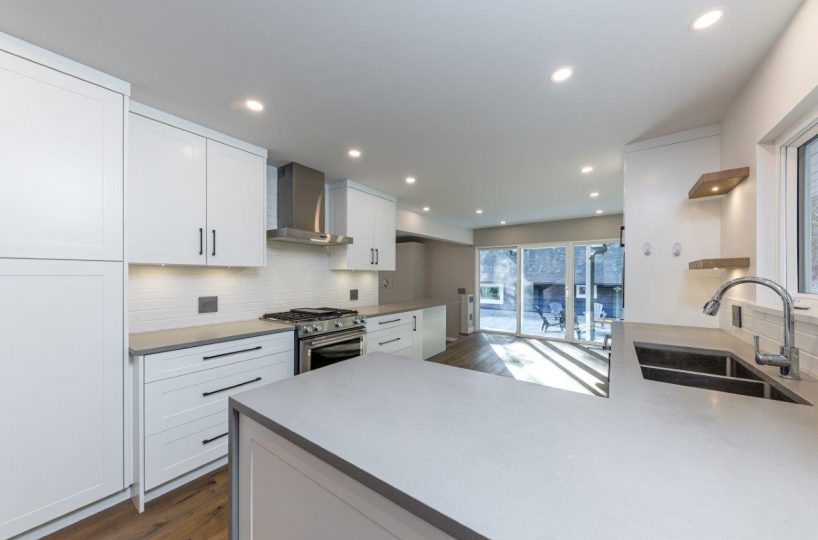 287 Rabbit Lane, West Vancouver, BC V7S 1J1