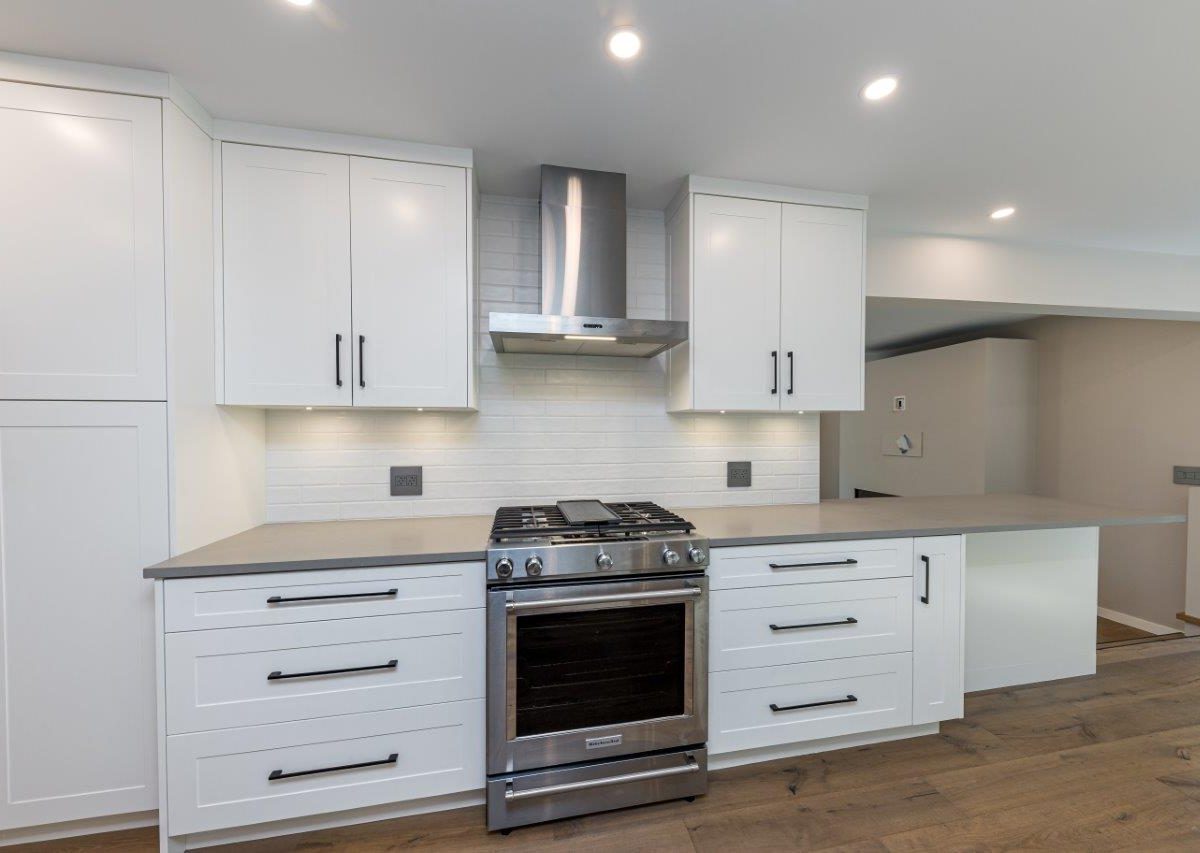 287 Rabbit Lane, West Vancouver, BC V7S 1J1