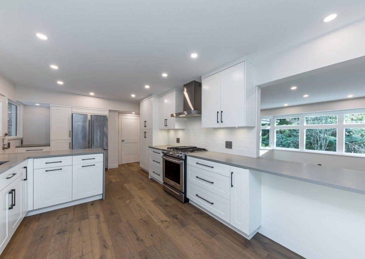 287 Rabbit Lane, West Vancouver, BC V7S 1J1