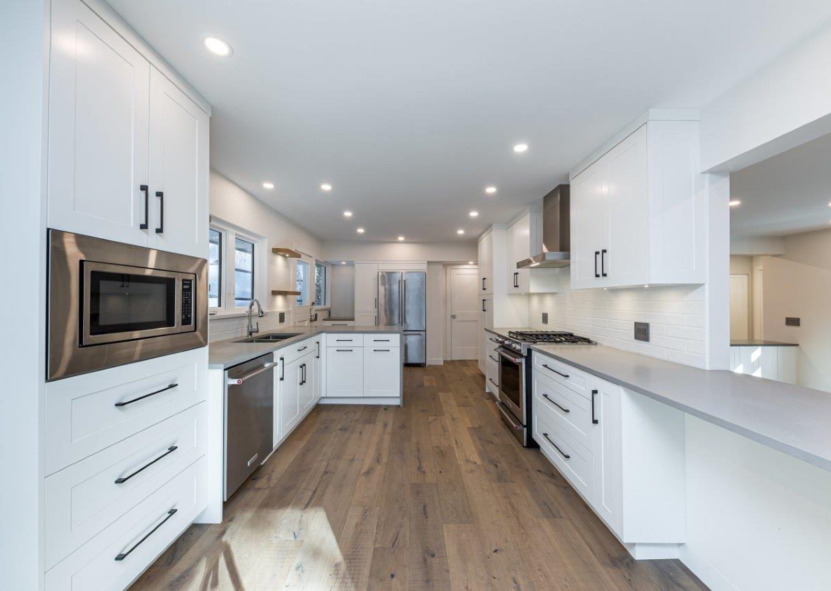 287 Rabbit Lane, West Vancouver, BC V7S 1J1