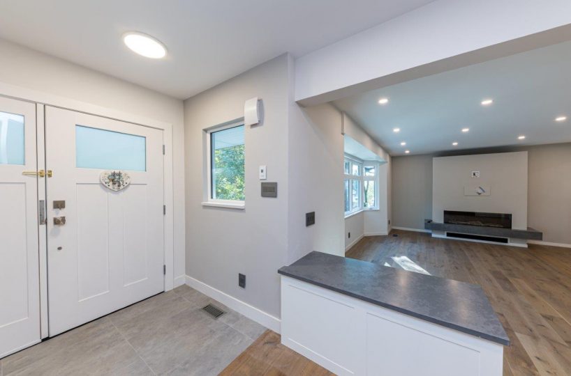 287 Rabbit Lane, West Vancouver, BC V7S 1J1