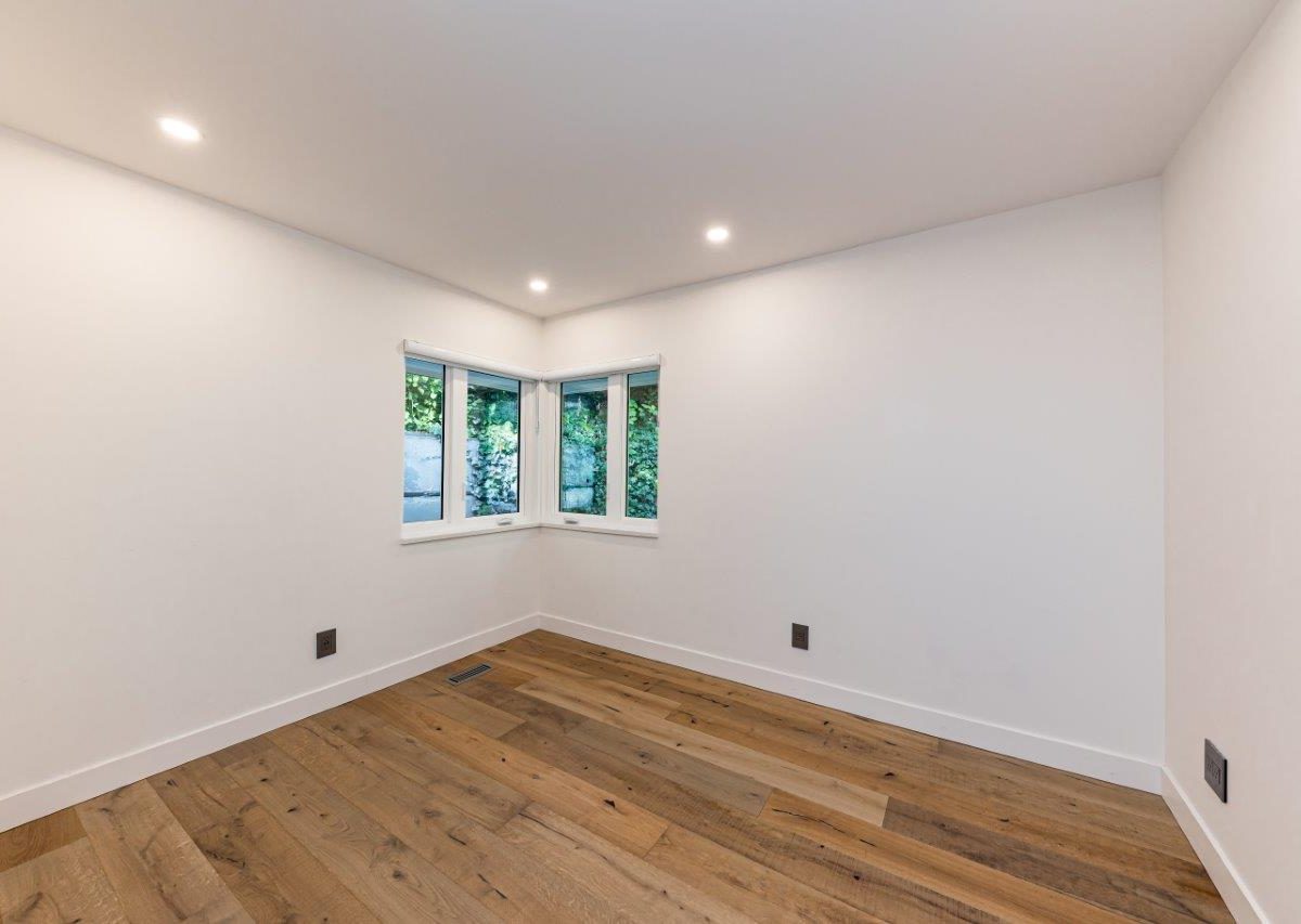 287 Rabbit Lane, West Vancouver, BC V7S 1J1