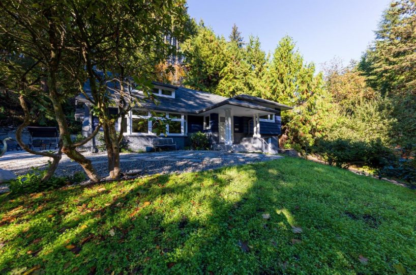 287 Rabbit Lane, West Vancouver, BC V7S 1J1
