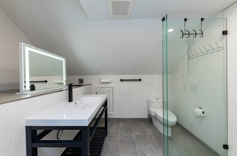 287 Rabbit Lane, West Vancouver, BC V7S 1J1