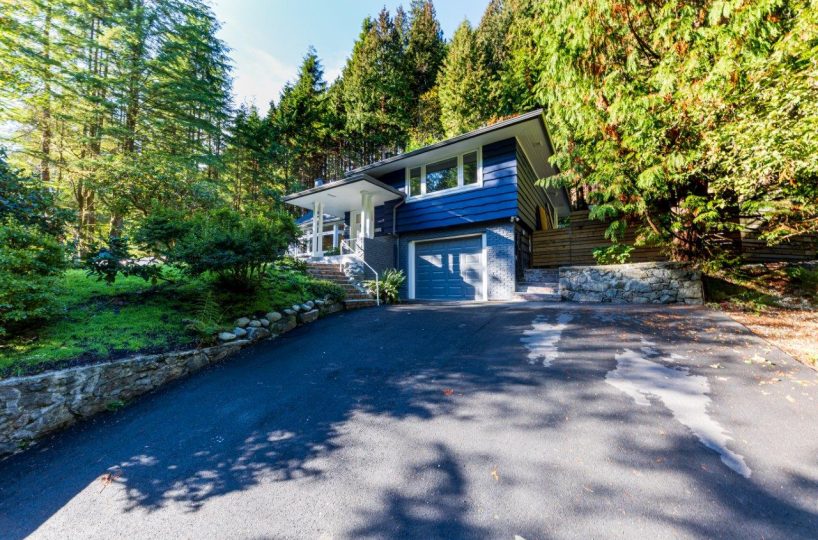 287 Rabbit Lane, West Vancouver, BC V7S 1J1