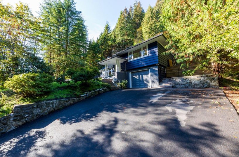 287 Rabbit Lane, West Vancouver, BC V7S 1J1