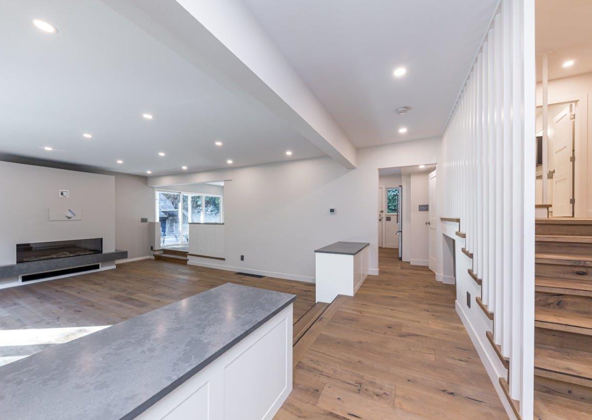 287 Rabbit Lane, West Vancouver, BC V7S 1J1