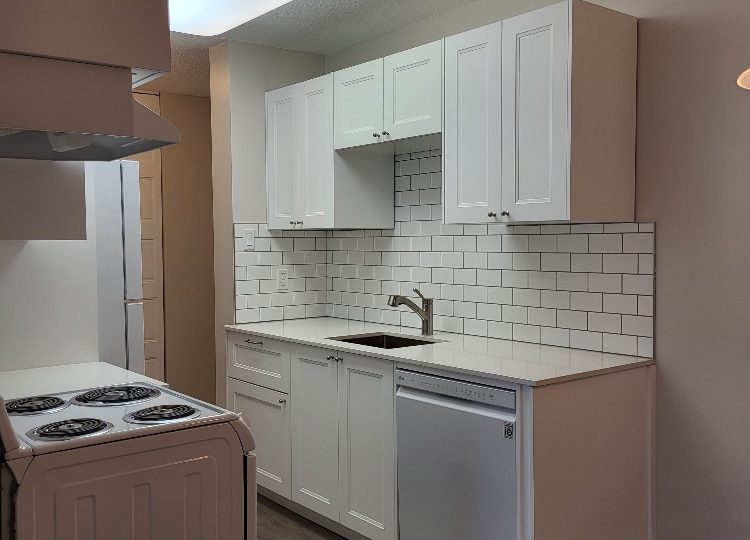 1706-2016 Fullerton Ave., North Vancouver, BC V7P 3E6