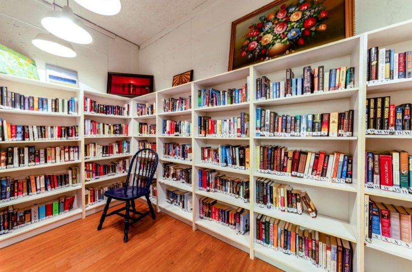 1706-2016 Fullerton Ave., North Vancouver, BC V7P 3E6