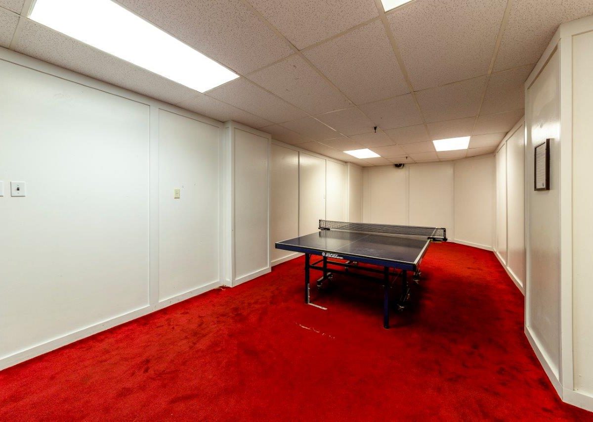 1706-2016 Fullerton Ave., North Vancouver, BC V7P 3E6