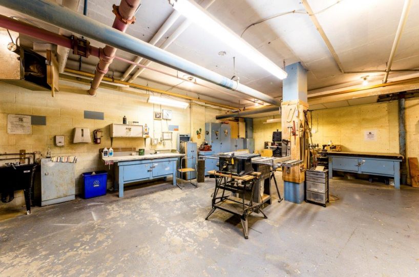 1706-2016 Fullerton Ave., North Vancouver, BC V7P 3E6