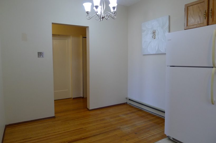 #303 – 2191 West 1st Avenue, Vancouver BC V6K 1E7