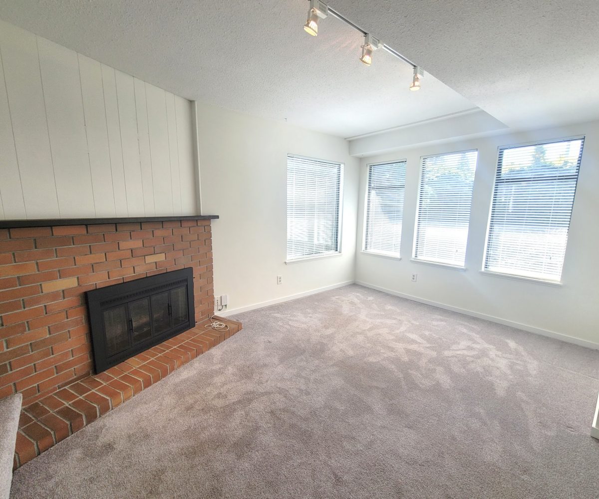 1906 Westview Drive - Garden Suite, North Vancouver, BC  V7M3A9