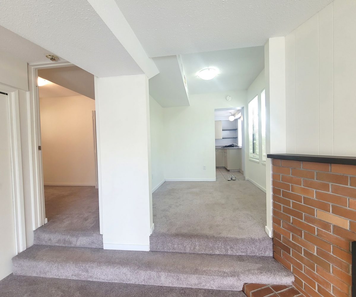 1906 Westview Drive - Garden Suite, North Vancouver, BC  V7M3A9