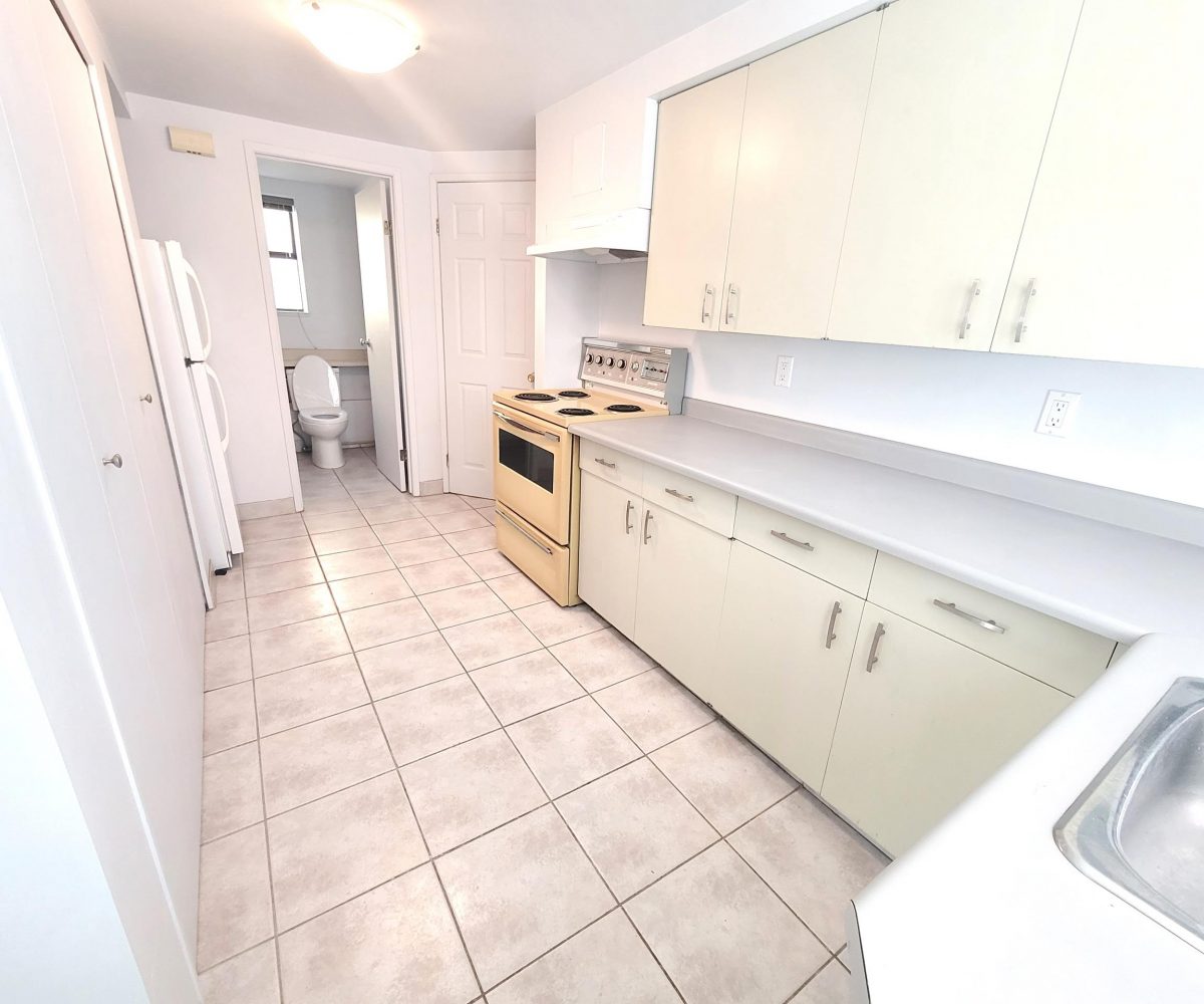 1906 Westview Drive - Garden Suite, North Vancouver, BC  V7M3A9
